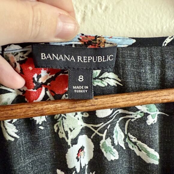 Banana Republic Size 8 Dress - Black Floral Midi Cinched Waist 3/4 Sleeve - Picture 7 of 10